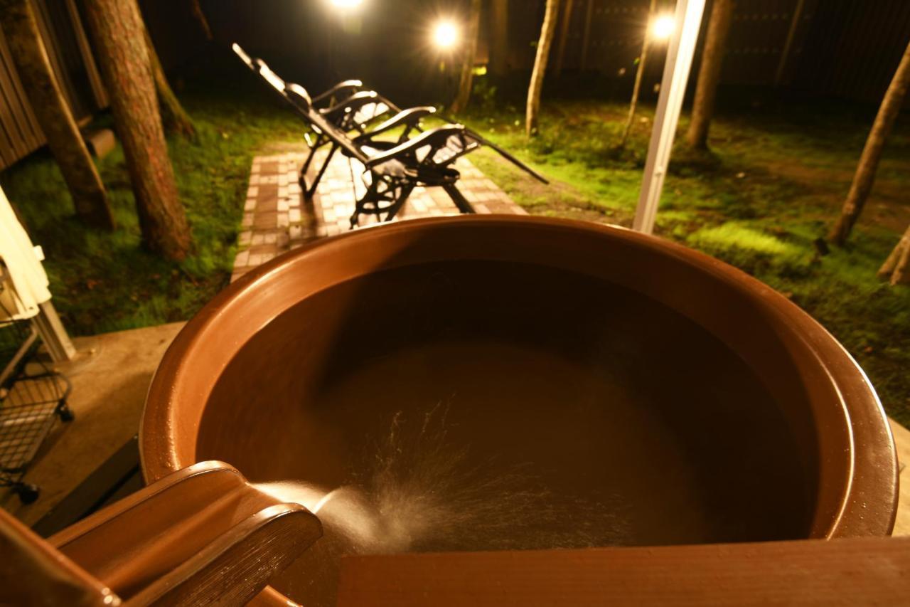 Fuji Fumoto Forest Hotspring ふもとの森温泉 Фуджикавагучико Екстериор снимка